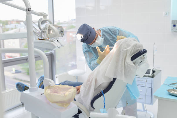 Best Dentist for Tooth Abscess  in Home Garden, CA
